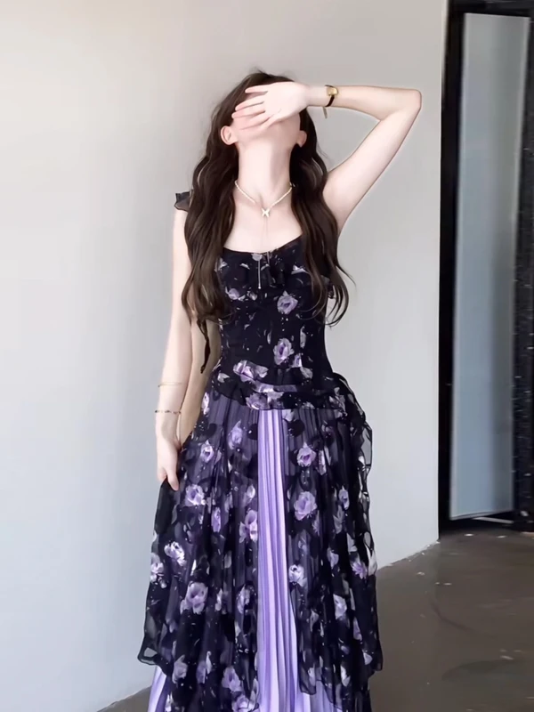 Retro Floral Print Asymmetrical Strap Satin Long Skirt Dress Women's Summer Fashion Set Polyester Fiber V-Neck Four Seasons
Retro Floral Print Asymmetrical Strap Satin Long Skirt Dress Women's Summer Fashion Set Polyester Fiber V-Neck Four Seasons