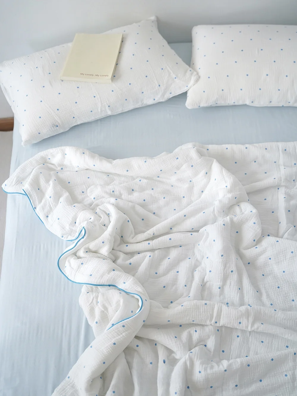 Soft Wrinkled Cotton Summer Cool Quilt Set Machine Washable Baby Air Conditioner Quilt Breathable Moisture Absorbent Children
Soft Wrinkled Cotton Summer Cool Quilt Set Machine Washable Baby Air Conditioner Quilt Breathable Moisture Absorbent Children