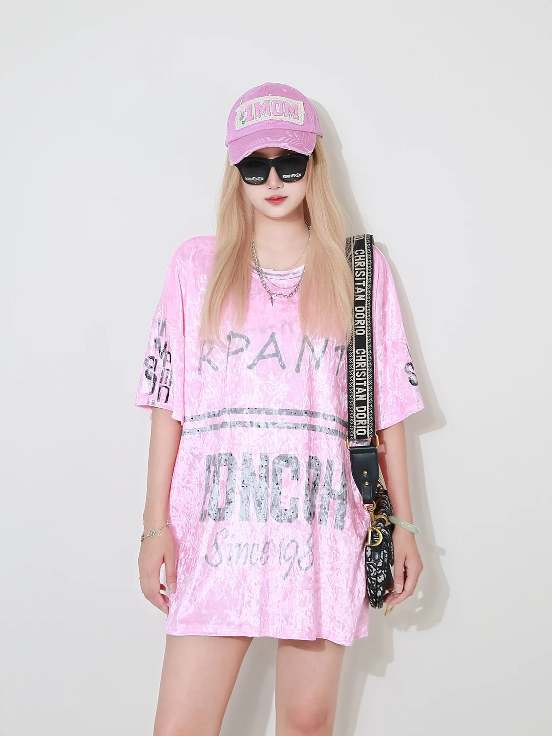 Loose Casual round Neck Short Sleeve T-Shirt Women's Summer Fashion Brand Print Large Size Top American Style Half Sleeve
Loose Casual round Neck Short Sleeve T-Shirt Women's Summer Fashion Brand Print Large Size Top American Style Half Sleeve