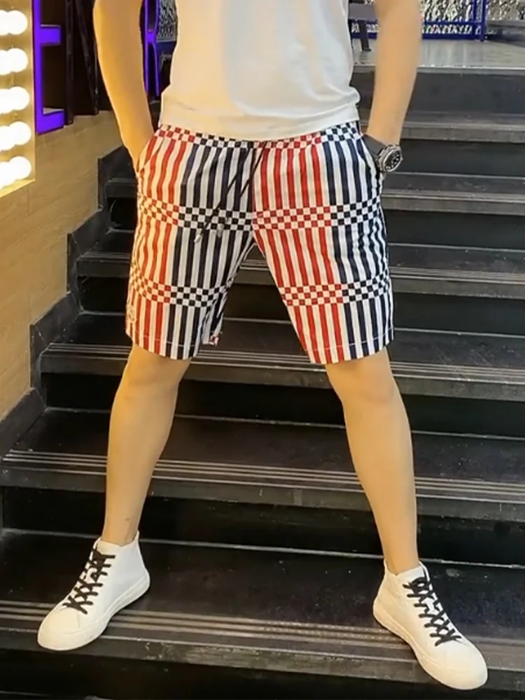 Летние мужские шорты в клетку: модные, универсальные, пляжные, тонкие, повседневные, быстросохнущие, длиной до колена, со средней посадкой, прямого кроя
Летние мужские шорты в клетку: модные, универсальные, пляжные, тонкие, повседневные, быстросохнущие, длиной до колена, со средней посадкой, прямого кроя