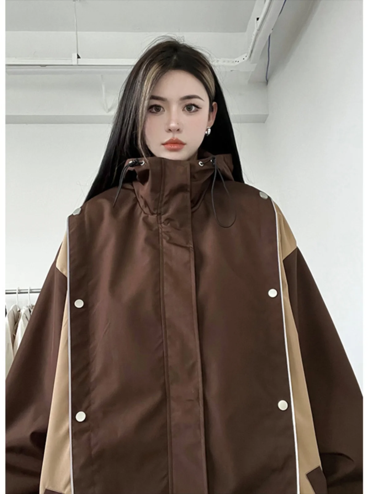 Cleanfit Outdoor Men's Jaet American Huntwear Polyester Fiber Stand Fit Autumn Season Regular Length Hooded Coat
Cleanfit Outdoor Men's Jaet American Huntwear Polyester Fiber Stand Fit Autumn Season Regular Length Hooded Coat