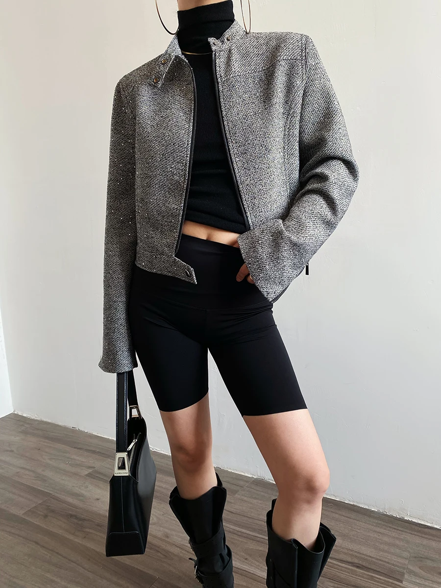 Acupstudio Jiangyou Upper Retro Design Sense Small Cro Snowflake ey iny Slightly Loose ort Coat Top Street Sle Wome...
Acupstudio Jiangyou Upper Retro Design Sense Small Cro Snowflake ey iny Slightly Loose ort Coat Top Street Sle Wome...