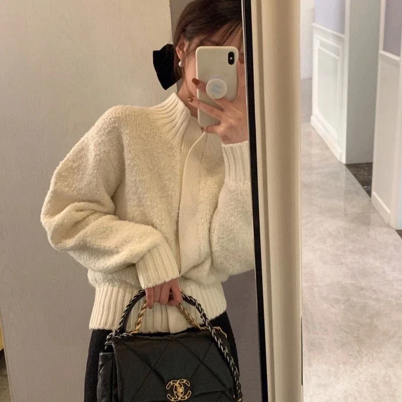 Women Clothing Autumn Winter Fashion Korean Zipper Solid Color Stand-up Collar Female Knitting Pocket Appear Thin Sweater Coat
Women Clothing Autumn Winter Fashion Korean Zipper Solid Color Stand-up Collar Female Knitting Pocket Appear Thin Sweater Coat