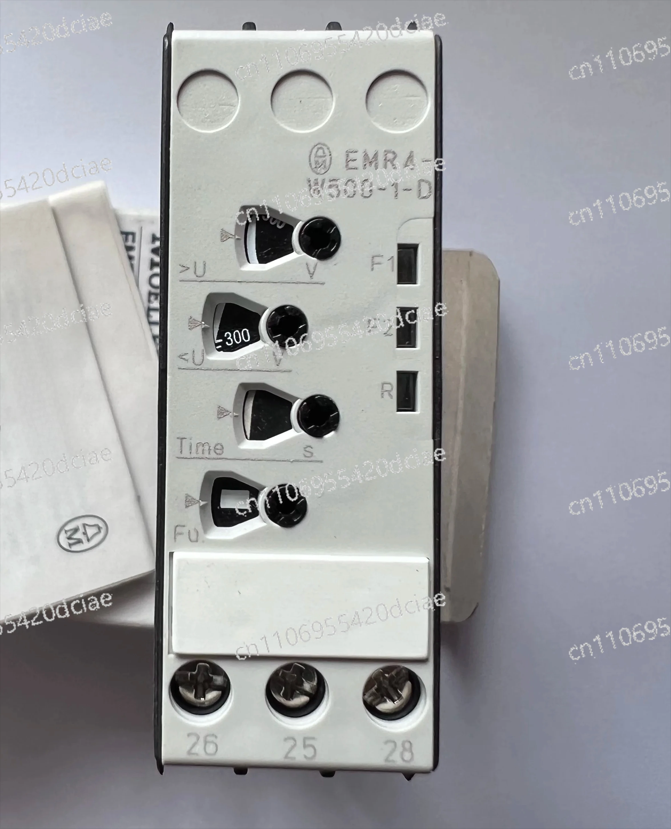 Time Relay EMR4-W500-1-D Brand New with Original Packaging
Time Relay EMR4-W500-1-D Brand New with Original Packaging