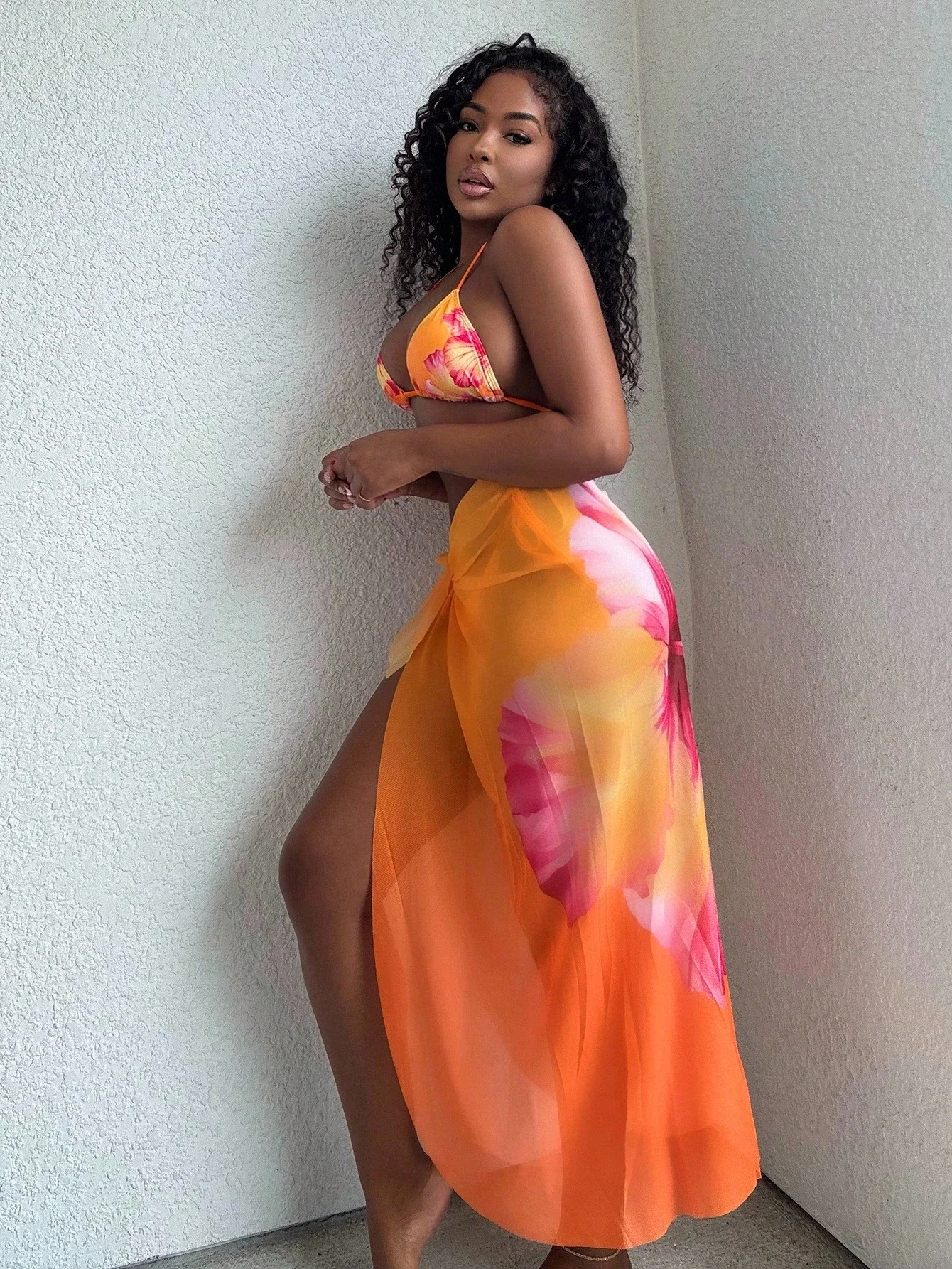 Floral Print 3 Piece Bikini Set With Mesh Wrap Skirt Bohemian Beach Style
Floral Print 3 Piece Bikini Set With Mesh Wrap Skirt Bohemian Beach Style