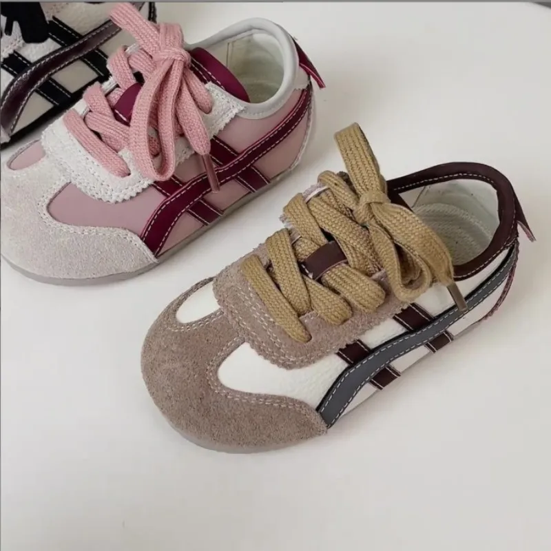 2025 autumn new 3color girls' lightweight retro casual sports shoes boys' soft sole comfortable fashionable casual board shoes 2
2025 autumn new 3color girls' lightweight retro casual sports shoes boys' soft sole comfortable fashionable casual board shoes 2