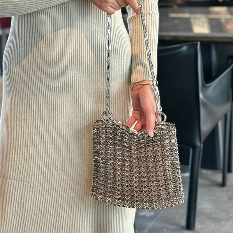 Luxury Bags Designers Women's Bag Hand Woven Metal Italian Bags Shoulder Bag Handbag Women Travel Vacation Banquet Tote Bag
Luxury Bags Designers Women's Bag Hand Woven Metal Italian Bags Shoulder Bag Handbag Women Travel Vacation Banquet Tote Bag