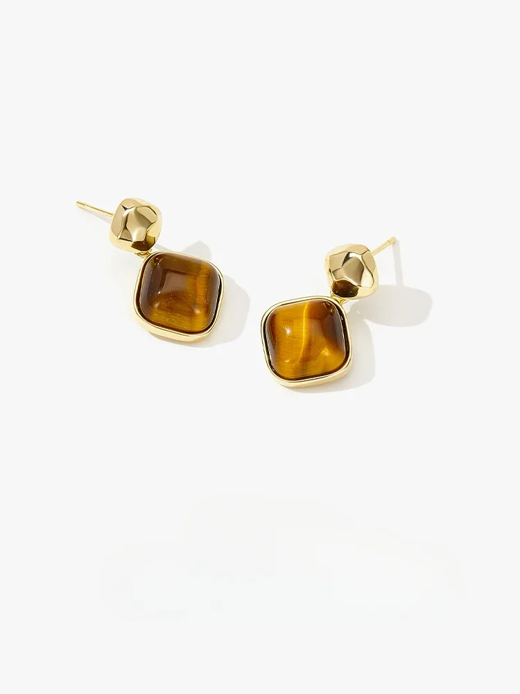 Brown square earrings for women's high sense of light luxury temperament atmospheric stud earrings
Brown square earrings for women's high sense of light luxury temperament atmospheric stud earrings