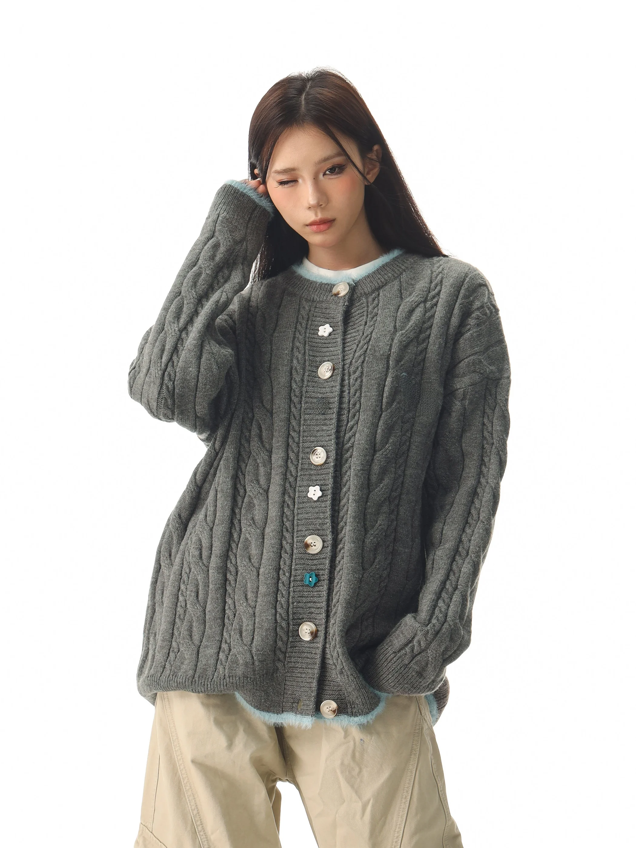 Свободный женский вязаный свитер с мягким бахромчатым плетением, повседневный, удобный, осенне-зимний топ, бренд Beer Captain
Свободный женский вязаный свитер с мягким бахромчатым плетением, повседневный, удобный, осенне-зимний топ, бренд Beer Captain