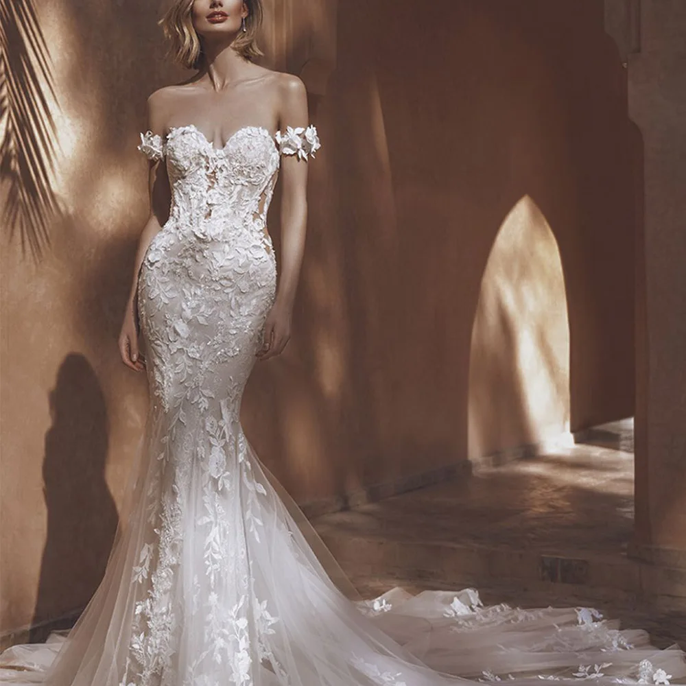 Customized Luxurious 3D Flowers Wedding Dress for Woman Button Lace Appliques Illusion Royal Train Robe De Mariee 2025
Customized Luxurious 3D Flowers Wedding Dress for Woman Button Lace Appliques Illusion Royal Train Robe De Mariee 2025