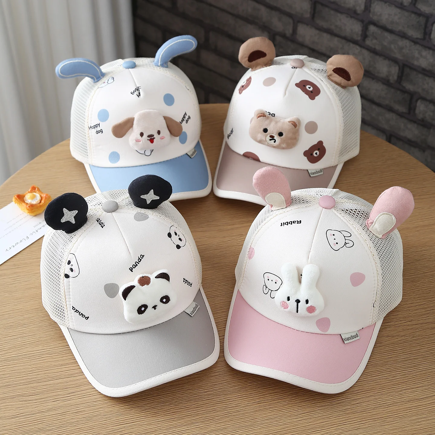 Children's new spring style three-dimensional cartoon plush toy with semi-netted brimmed hat with edge trimming and baseball cap
Children's new spring style three-dimensional cartoon plush toy with semi-netted brimmed hat with edge trimming and baseball cap