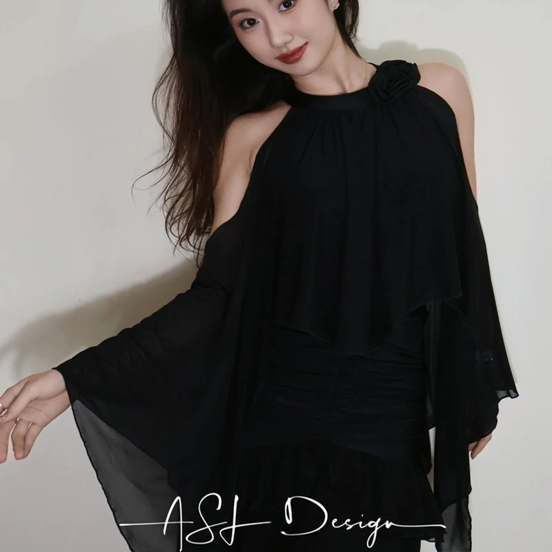 Ballroom Dance Clothes Halter Neck Black Shoulder Tops Loose Practice Clothing Latin Waltz Dance Tops Performance Wear BL18212
Ballroom Dance Clothes Halter Neck Black Shoulder Tops Loose Practice Clothing Latin Waltz Dance Tops Performance Wear BL18212
