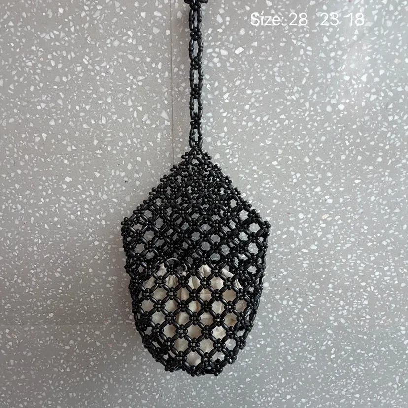 Women Woven Hand Bag Hollow-out Wooden Bead Bag Bucket Shoulder Bag Female Reticulate Netted Beach Handbag
Women Woven Hand Bag Hollow-out Wooden Bead Bag Bucket Shoulder Bag Female Reticulate Netted Beach Handbag