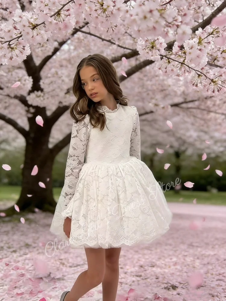 White Lace Girls' Knee-Length Long Sleeve Flower Girl Dress Backless Birthday Party and Wedding Flower Girl Dress
White Lace Girls' Knee-Length Long Sleeve Flower Girl Dress Backless Birthday Party and Wedding Flower Girl Dress