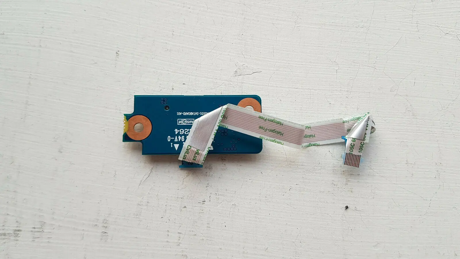 GENUINE FOR HP 14-DF 14-DF0001NA M.2 SSD Solid State Disk Drive Connector Board Cable
GENUINE FOR HP 14-DF 14-DF0001NA M.2 SSD Solid State Disk Drive Connector Board Cable