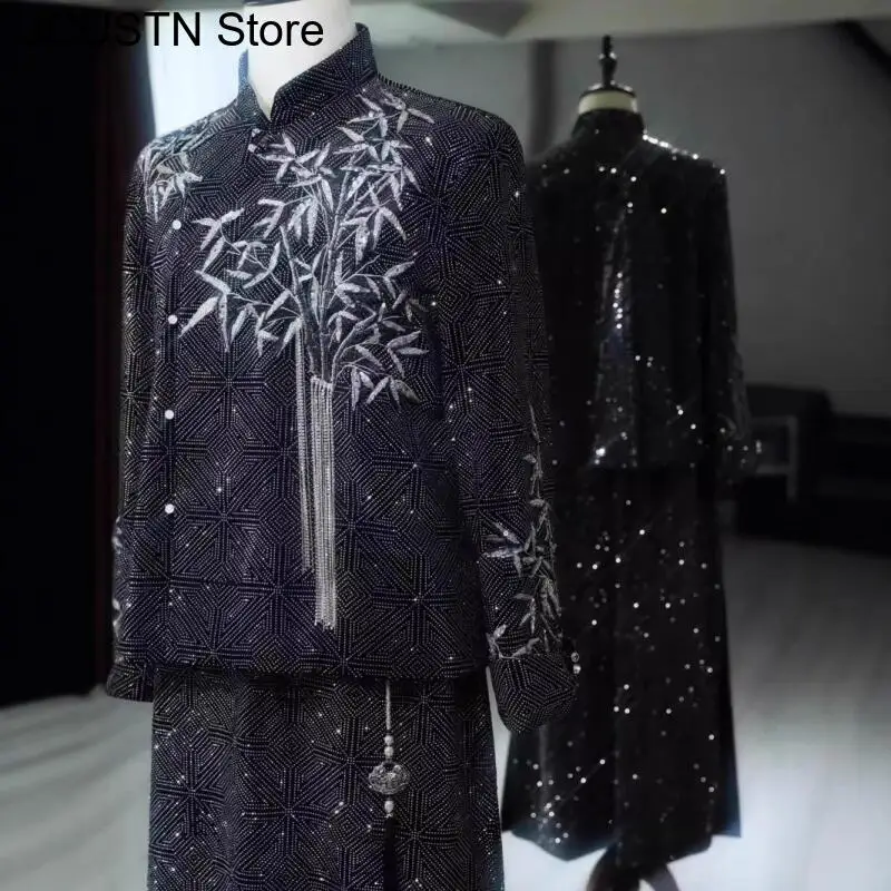 Осенняя новая мужская одежда для жениха и свадьбы, костюм из 2 предметов, костюм в китайском стиле, винтажный топ с воротником-стойкой, юбка, праздничная одежда, наряд
Осенняя новая мужская одежда для жениха и свадьбы, костюм из 2 предметов, костюм в китайском стиле, винтажный топ с воротником-стойкой, юбка, праздничная одежда, наряд