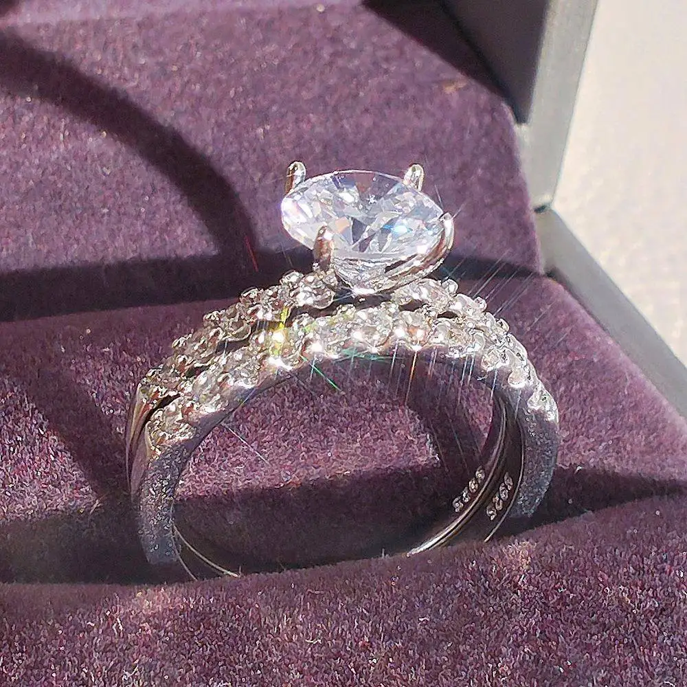 Luxury Diamond Couple Ring Set Romantic Gift Zircon Ring Vntine's Day Faion Jewelry Copper Plated Gold for Couples
Luxury Diamond Couple Ring Set Romantic Gift Zircon Ring Vntine's Day Faion Jewelry Copper Plated Gold for Couples