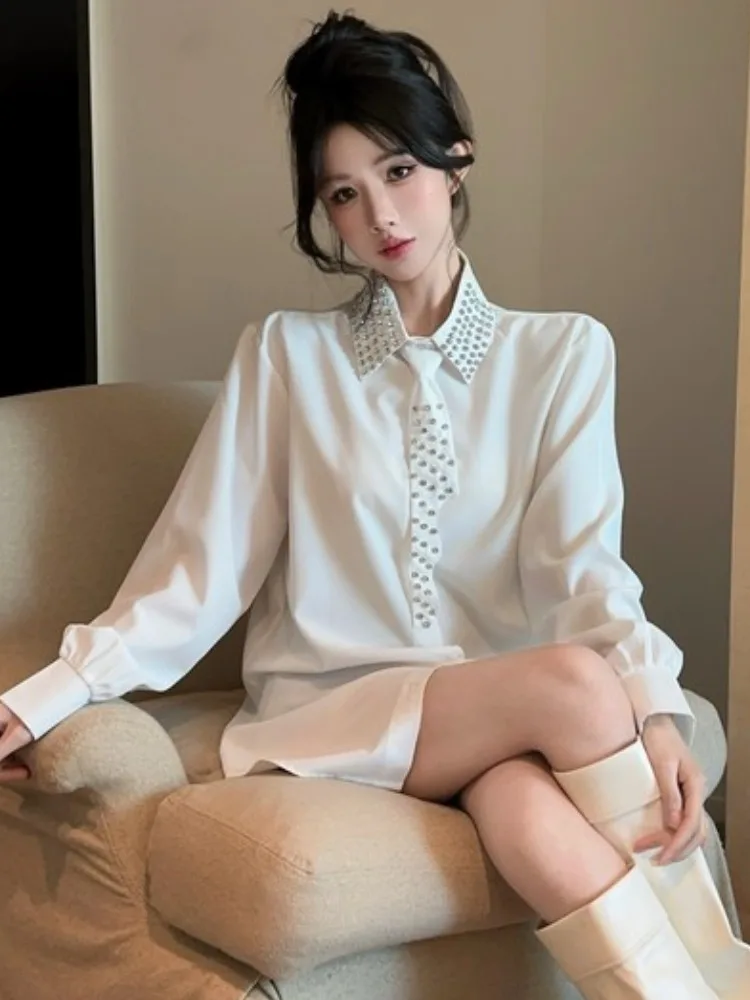 Fashionable Long Sleeve Diamond Embellished Loose Shirt Spring Autumn New Style Slimming Collar Stand up Top for Women
Fashionable Long Sleeve Diamond Embellished Loose Shirt Spring Autumn New Style Slimming Collar Stand up Top for Women