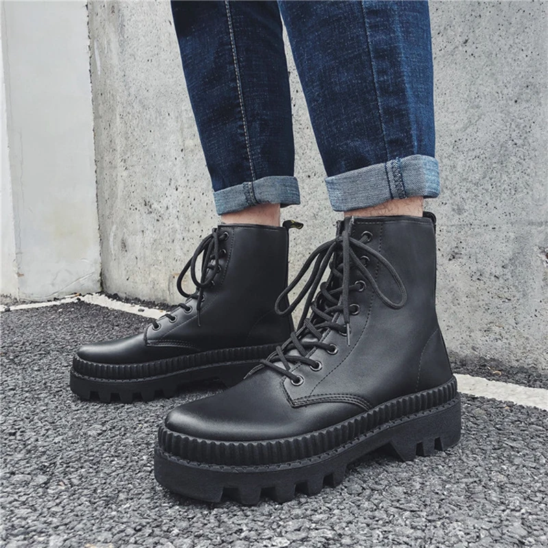 2024 Men's Black Leather Motorcycle Boots Thick-sole Waterproof Shoes British Style Cross-tied Lace Breathable Casual Daily-wear
2024 Men's Black Leather Motorcycle Boots Thick-sole Waterproof Shoes British Style Cross-tied Lace Breathable Casual Daily-wear