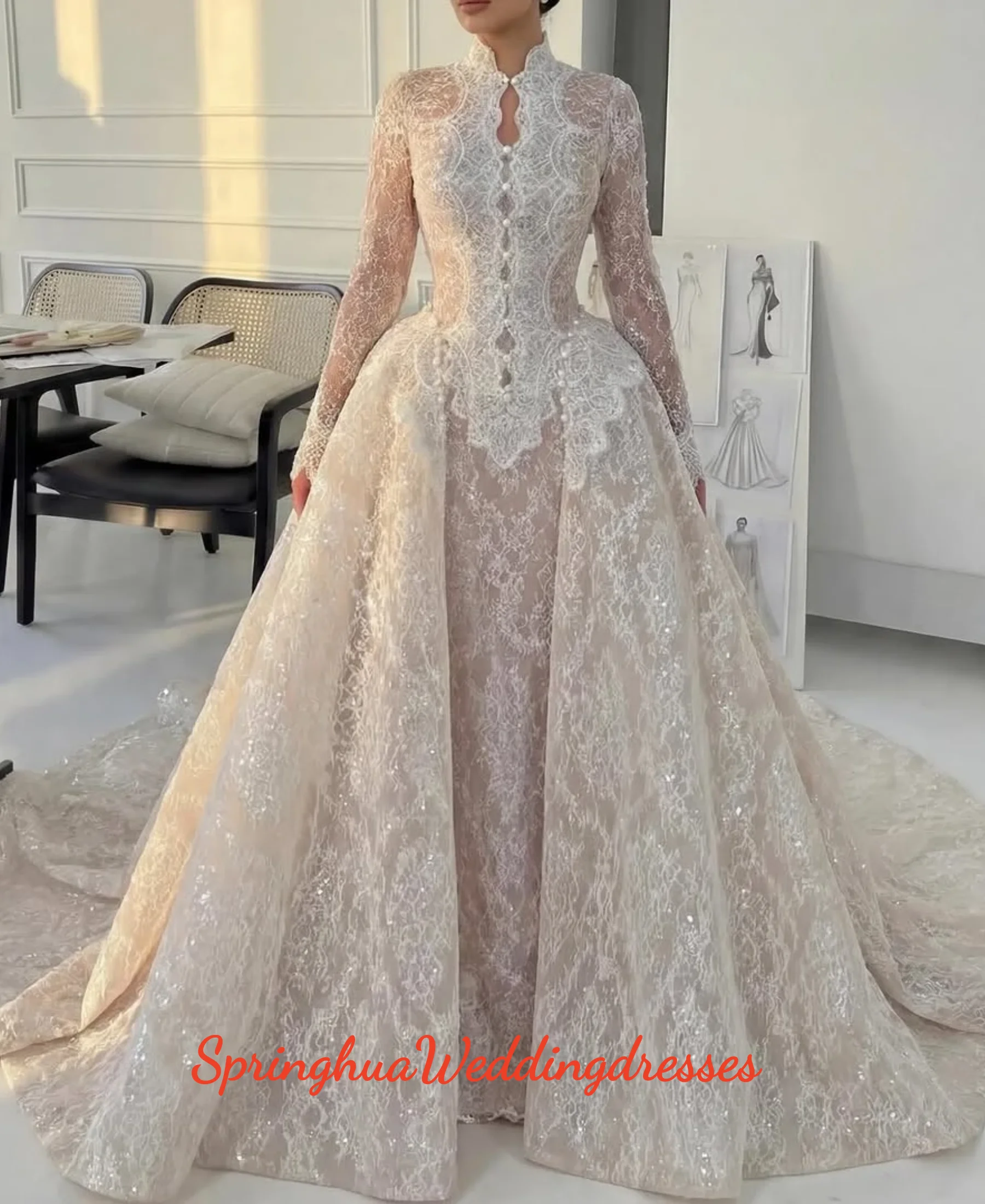 Customized Vintage A Line Wedding Dress For Women Jewel Neck Long Sleeves Bridal Gown Lace Pearls Beaded Detachable Train Dress
Customized Vintage A Line Wedding Dress For Women Jewel Neck Long Sleeves Bridal Gown Lace Pearls Beaded Detachable Train Dress