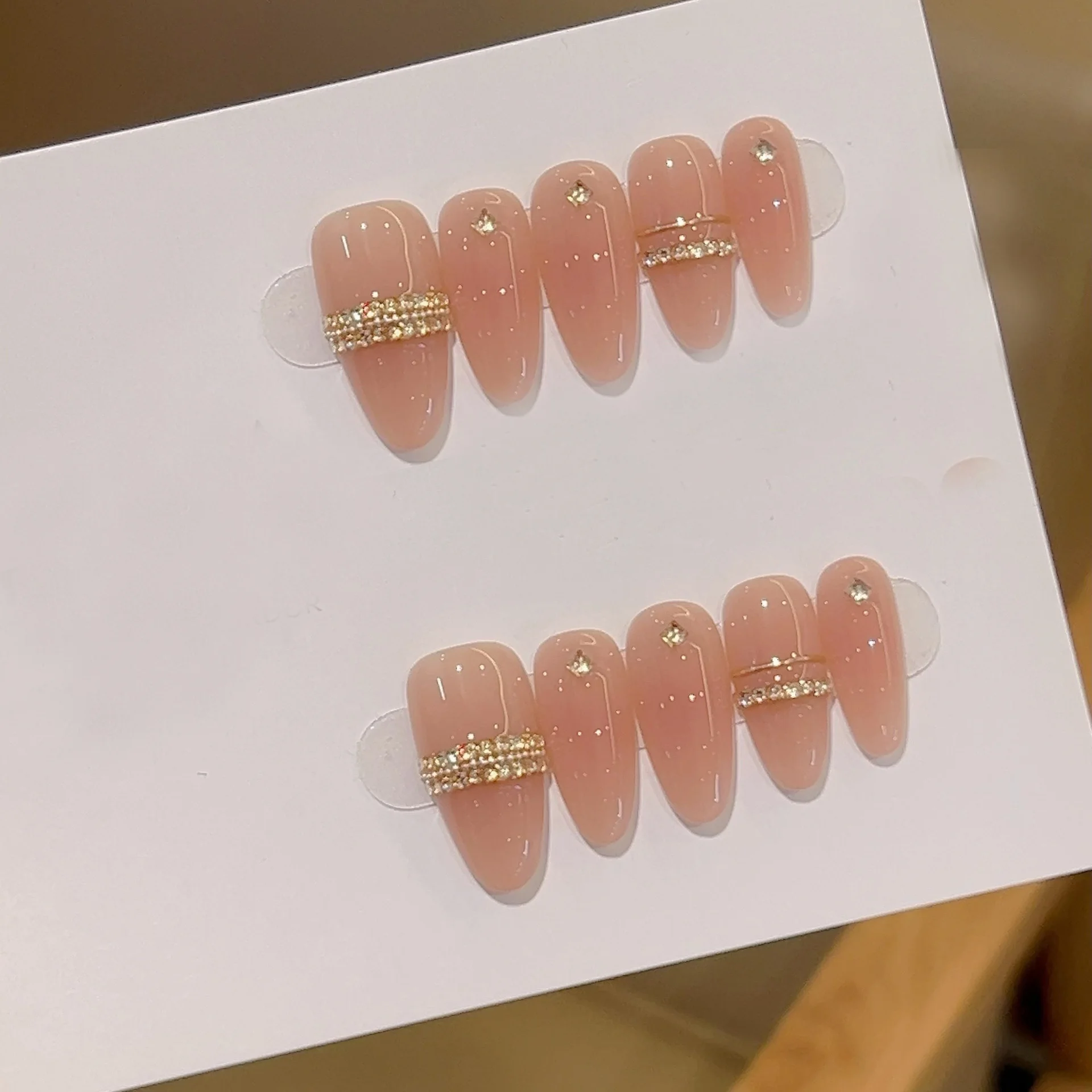10Pcs Handmade Press On Nails Nude Pink Glitter Rhinestone False Nails Almond Shape Reusable Luxury Crystal Full Cover Fake Nail
10Pcs Handmade Press On Nails Nude Pink Glitter Rhinestone False Nails Almond Shape Reusable Luxury Crystal Full Cover Fake Nail