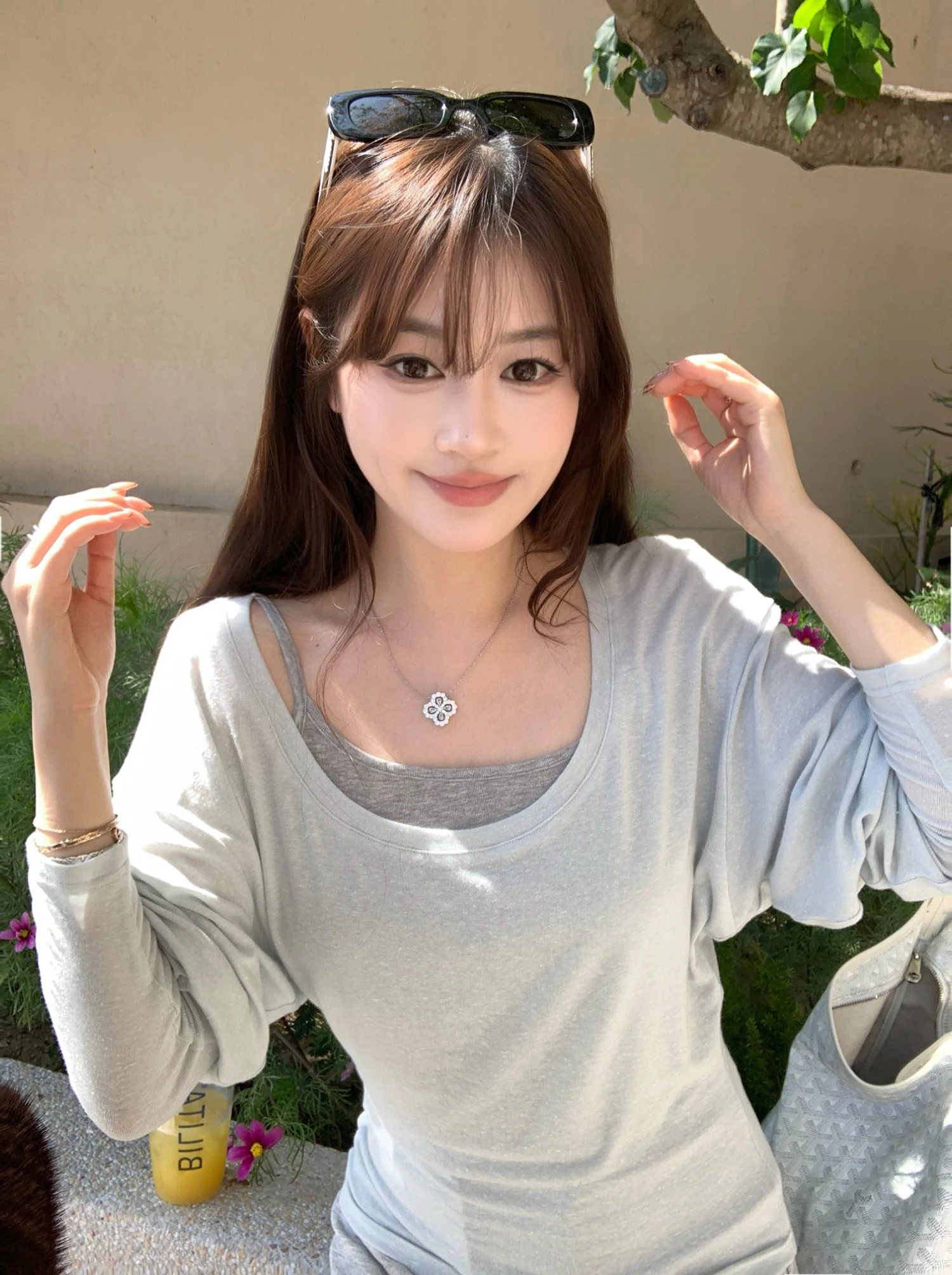 AHY Lush Loose Linen Silk Soft Comfortable Wearable Two-Piece Set Tank Top Cover up T-Shirt Women's Loose Fit Long Sleeve rou...
AHY Lush Loose Linen Silk Soft Comfortable Wearable Two-Piece Set Tank Top Cover up T-Shirt Women's Loose Fit Long Sleeve rou...