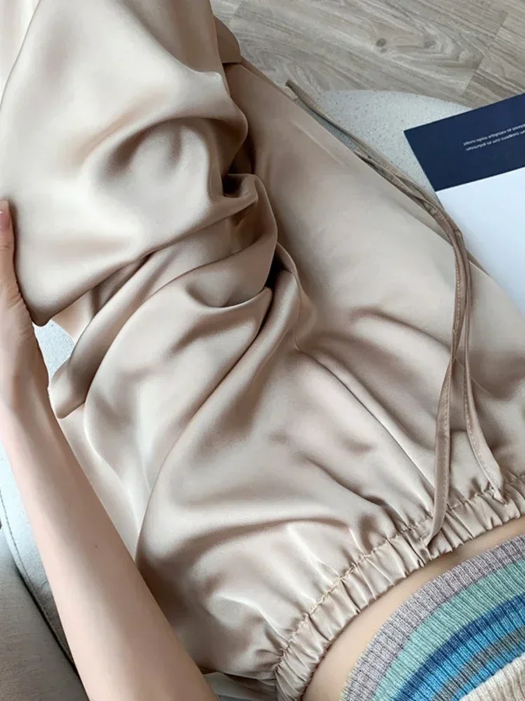 Korean Casual Loose Women's High Waist Ice Silk Lace Up Straight Tube Pants Summer Fashion Satin Soft Long Wide Leg Pants
Korean Casual Loose Women's High Waist Ice Silk Lace Up Straight Tube Pants Summer Fashion Satin Soft Long Wide Leg Pants
