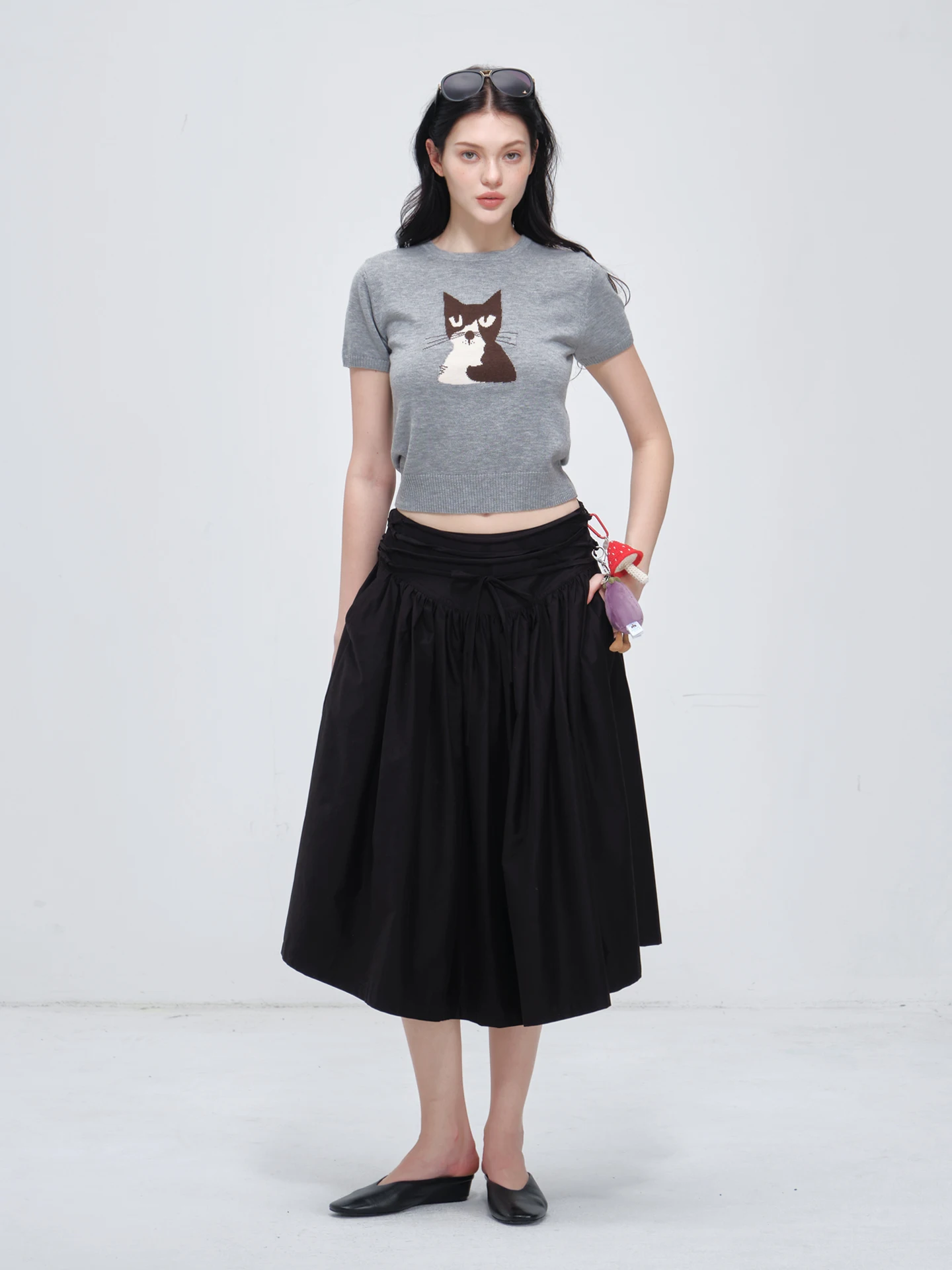 Серый вязаный свитер с коротким рукавом, милый жаккардовый шерстяной вязаный свитер с котом удачи, элегантная футболка в стиле ретро
Серый вязаный свитер с коротким рукавом, милый жаккардовый шерстяной вязаный свитер с котом удачи, элегантная футболка в стиле ретро