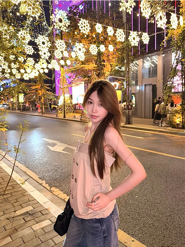 Khaki Two-Way Wearable Strapless Top for Women Summer Elegant Inner Wear High-End Feel Double-Row Button Outerwear Shirt
Khaki Two-Way Wearable Strapless Top for Women Summer Elegant Inner Wear High-End Feel Double-Row Button Outerwear Shirt