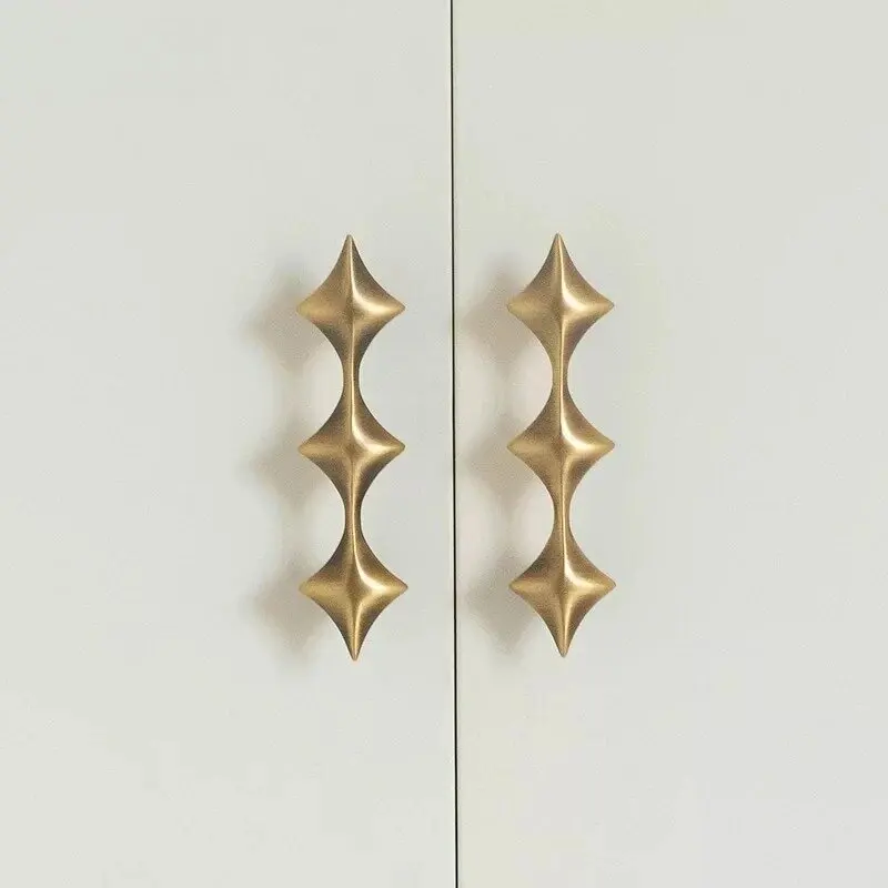Antique Bronze Shoe Cabinet Knob Unique Star Drawer Handles Titanium Silver Dresser Pull Solid Brass Retro Kitchen Door Handle
Antique Bronze Shoe Cabinet Knob Unique Star Drawer Handles Titanium Silver Dresser Pull Solid Brass Retro Kitchen Door Handle