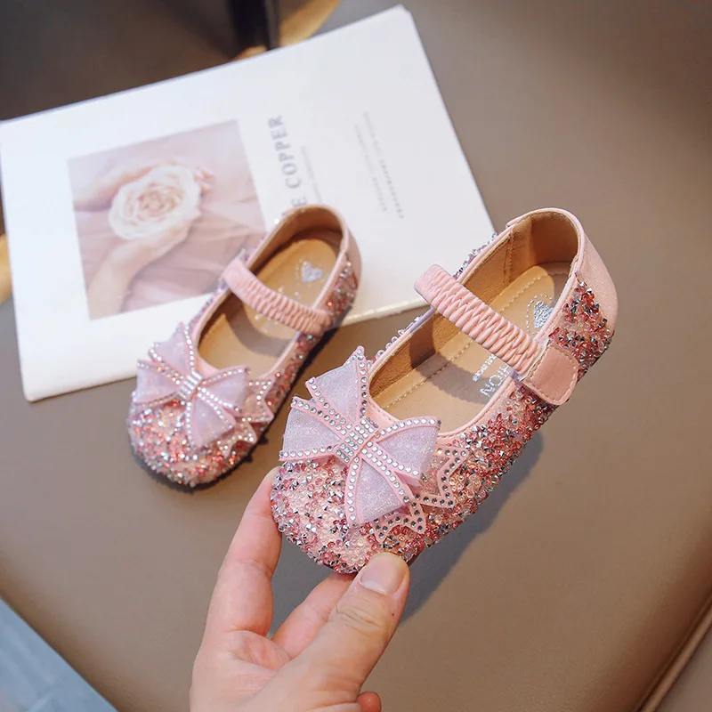 Girls Leather Shoes Pink Princess Rhinestone Bowknot Dress Flats for Party Wedding Performance Children Toddlers Mary Jane Shoes
Girls Leather Shoes Pink Princess Rhinestone Bowknot Dress Flats for Party Wedding Performance Children Toddlers Mary Jane Shoes
