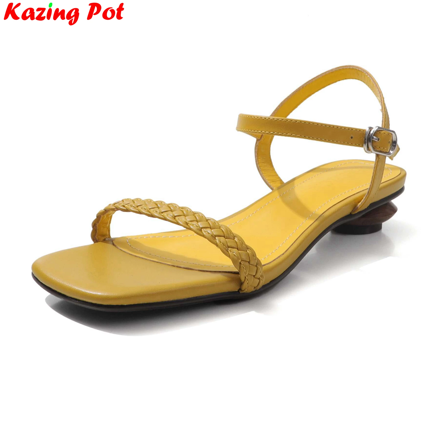 Fashion Sheepskin Peep Toe Summer Shoes Low Heels Elegant Casual Dress Dating Buckle Strap Catwalk Sweet Modern Women Sandals
Fashion Sheepskin Peep Toe Summer Shoes Low Heels Elegant Casual Dress Dating Buckle Strap Catwalk Sweet Modern Women Sandals