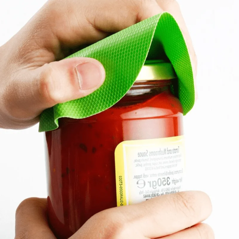 1pc Silicone Bottle Opener Pad, Anti-slip Wear-resistant Bottle Opening Booster Food-grade Can Opener Pad For Restaurant
1pc Silicone Bottle Opener Pad, Anti-slip Wear-resistant Bottle Opening Booster Food-grade Can Opener Pad For Restaurant