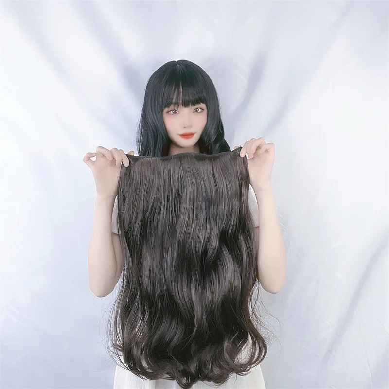 Synthetic wig, European and American long wavy hair, one-piece hairpiece, four-clamp hair, high-temperature silk
Synthetic wig, European and American long wavy hair, one-piece hairpiece, four-clamp hair, high-temperature silk