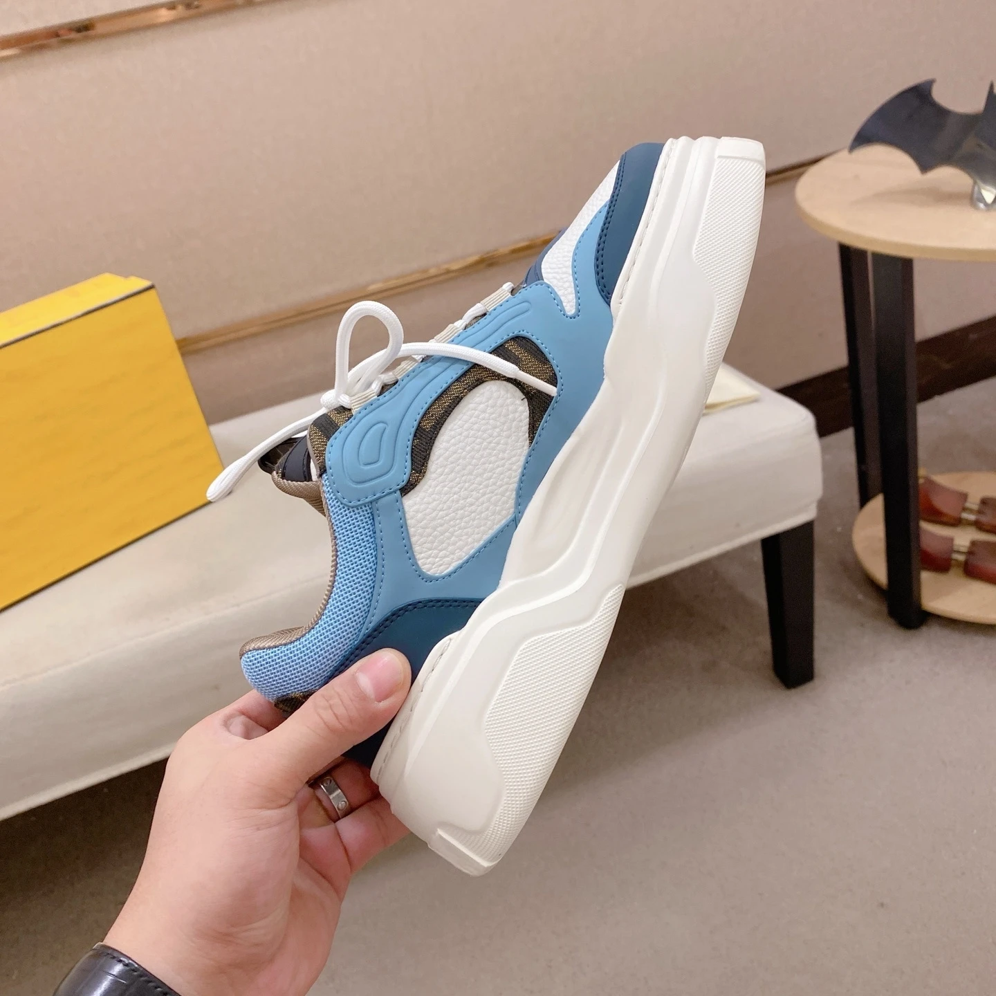 Luxury Brand Handcrafted Casual Sneakers, Genuine Leather, Breathable Winter Hiking, Outdoor Running Shoes, Holiday Gifts.
Luxury Brand Handcrafted Casual Sneakers, Genuine Leather, Breathable Winter Hiking, Outdoor Running Shoes, Holiday Gifts.