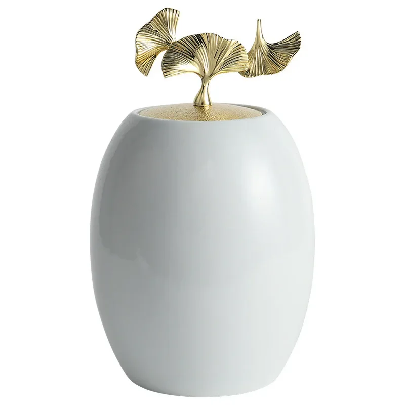 Modern simple white ceramic ginkgo biloba with lid light luxury storage tank TV cabinet artwork model house ornament
Modern simple white ceramic ginkgo biloba with lid light luxury storage tank TV cabinet artwork model house ornament