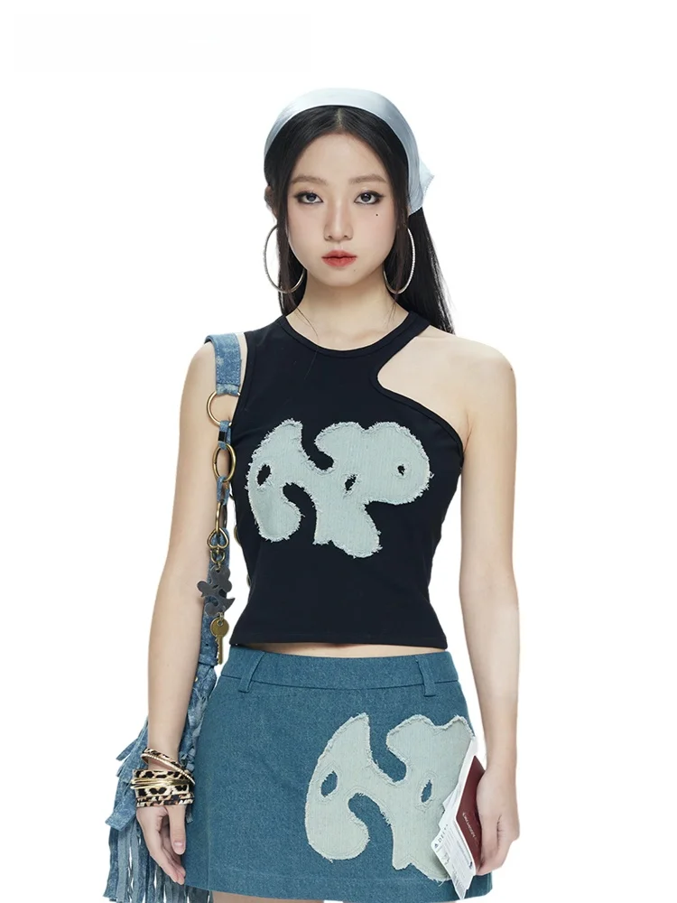 MOF Black Asymmetric Collar Patchwork Vest Women's Casual Style Cotton Vest No Chest Pad Regular Length Spring 2024
MOF Black Asymmetric Collar Patchwork Vest Women's Casual Style Cotton Vest No Chest Pad Regular Length Spring 2024