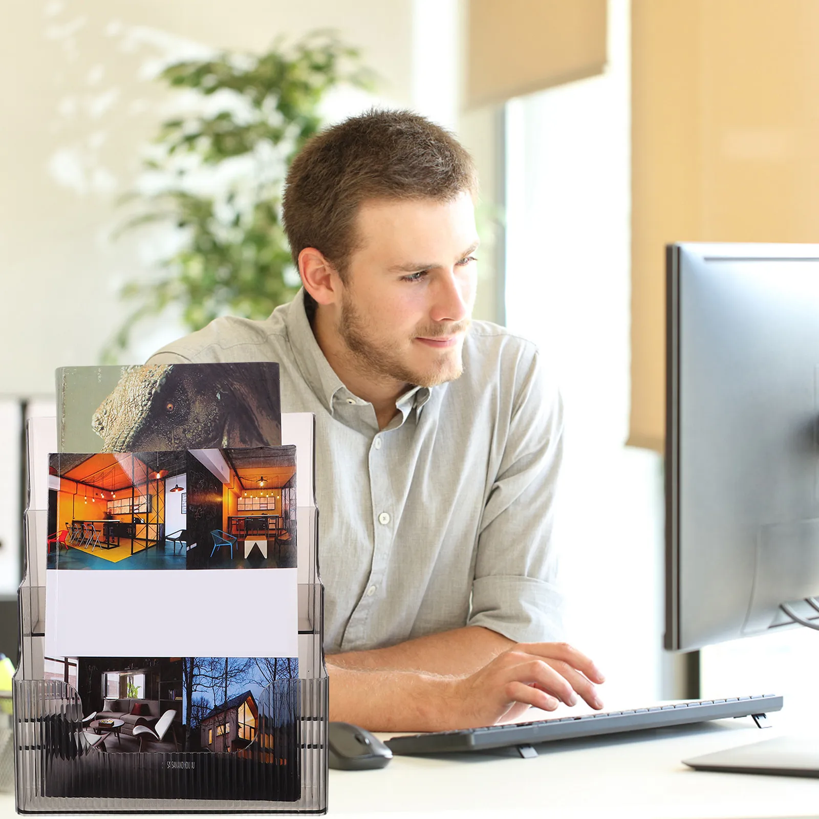 Multi-Layer File Rack 3-Tier Clear Brochure Holder Desktop Wall Mounted Document Organizer Literature Display Stand for Office
Multi-Layer File Rack 3-Tier Clear Brochure Holder Desktop Wall Mounted Document Organizer Literature Display Stand for Office