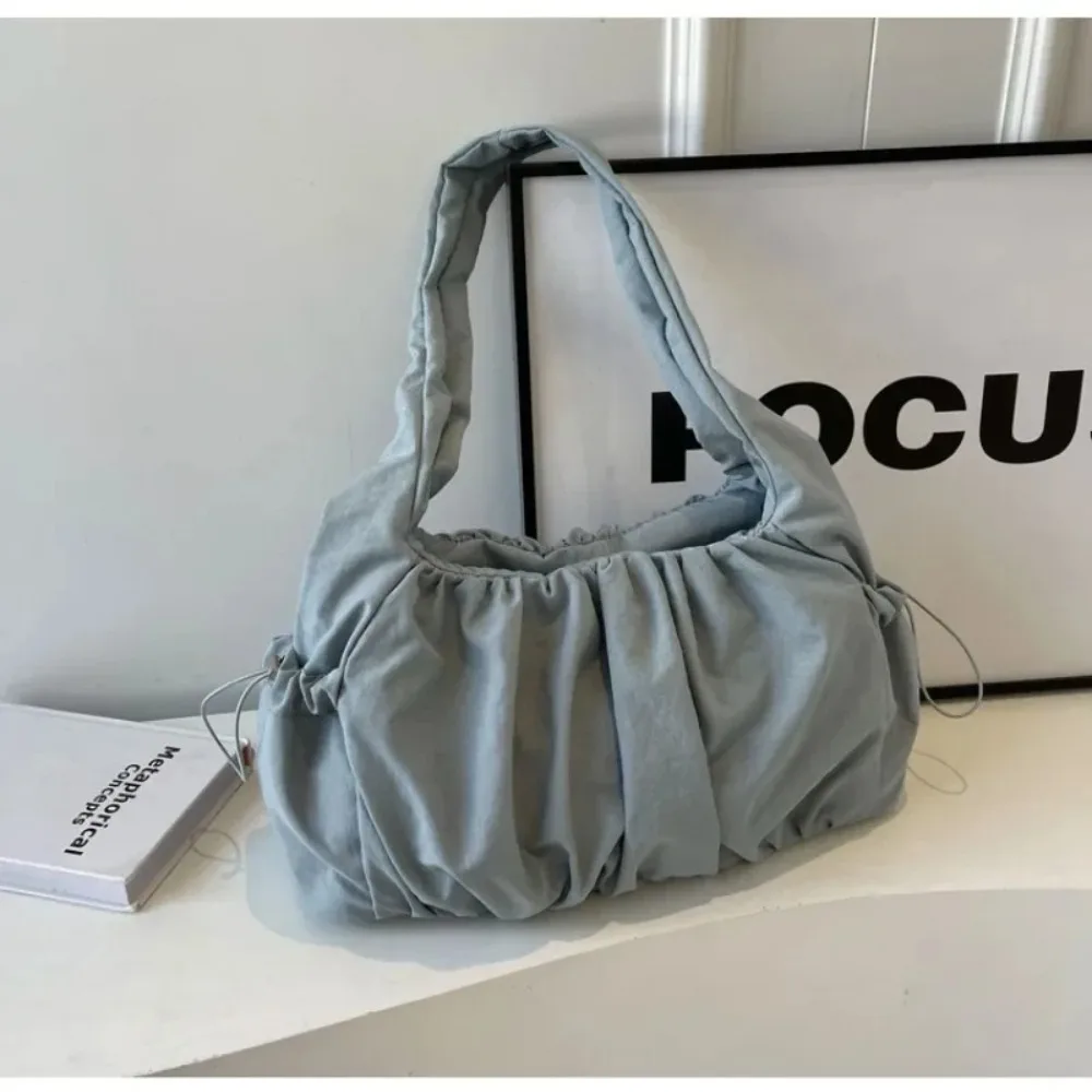 Summer 2024 New Large Capacity Nylon Cloth Bag Durable Solid Crossbody Bag One-Shoulder Student Class Bag
Summer 2024 New Large Capacity Nylon Cloth Bag Durable Solid Crossbody Bag One-Shoulder Student Class Bag
