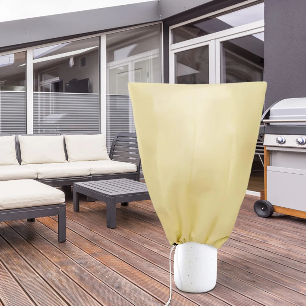 Plant Frost Cold Protection Bag with Zip Drawstring Breathable Tear-Resistant Thick Winter Plant Cover for Pot Plants
Plant Frost Cold Protection Bag with Zip Drawstring Breathable Tear-Resistant Thick Winter Plant Cover for Pot Plants