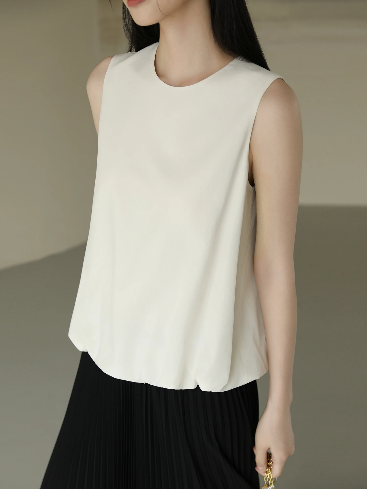 Breathable Loose Sleeveless Women's Vest Comfortable Skin-Friendly Lyocell Outerwear Floral Loose Tank Top for Women
Breathable Loose Sleeveless Women's Vest Comfortable Skin-Friendly Lyocell Outerwear Floral Loose Tank Top for Women
