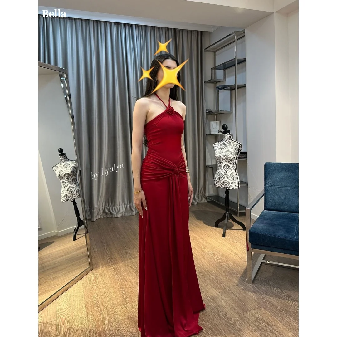 Bella Customized Red Halter Neck Satin Prom Dress Party Dresses robes de soirée with Ruched Waist for Women Formal Evening Wear
Bella Customized Red Halter Neck Satin Prom Dress Party Dresses robes de soirée with Ruched Waist for Women Formal Evening Wear