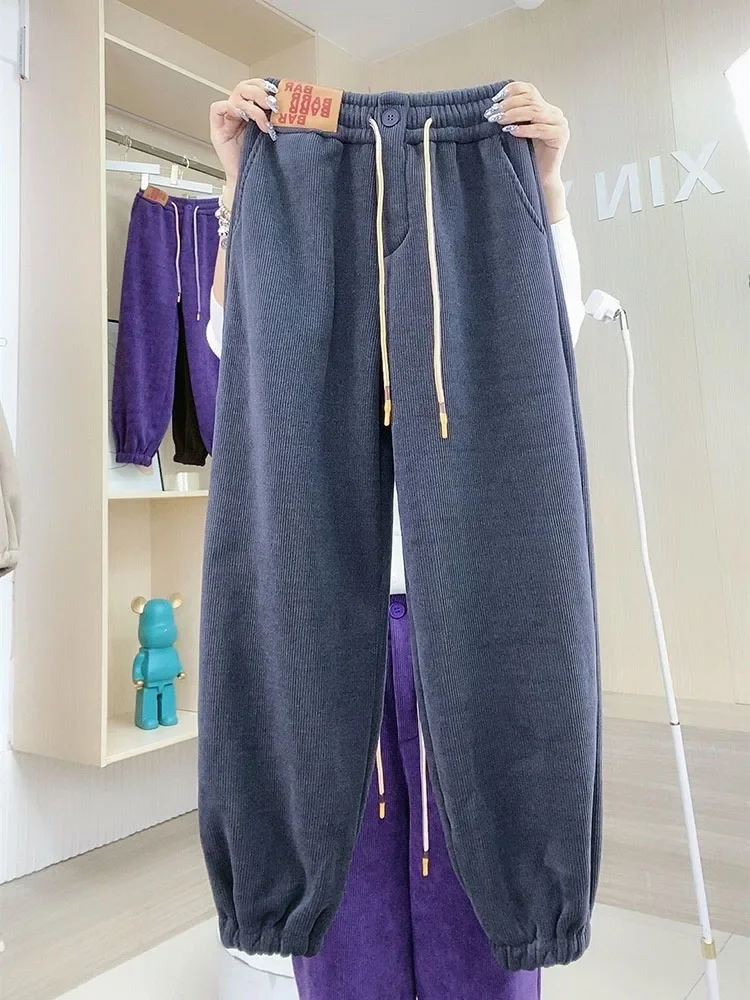 Winter Lambwool Lined Sweatpants Women Casual Thicken Warm Jogger Harem Pants Plush Velvet High Waist 95cm LJ224
Winter Lambwool Lined Sweatpants Women Casual Thicken Warm Jogger Harem Pants Plush Velvet High Waist 95cm LJ224