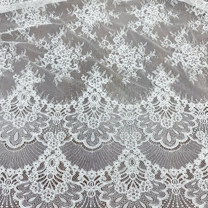 3m Per Roll Off - White Exquisite Strand Eyelash Lace Trim Ideal for Bride Veils and Shawls
3m Per Roll Off - White Exquisite Strand Eyelash Lace Trim Ideal for Bride Veils and Shawls