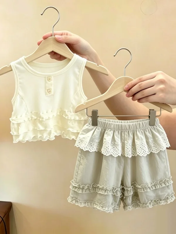 Girls Summer Casual Outfit High Waist Wide Leg Pants Ruffle Trim Jumpsuit Two Piece Set Child Fashion Trendy Patchwork Vest
Girls Summer Casual Outfit High Waist Wide Leg Pants Ruffle Trim Jumpsuit Two Piece Set Child Fashion Trendy Patchwork Vest