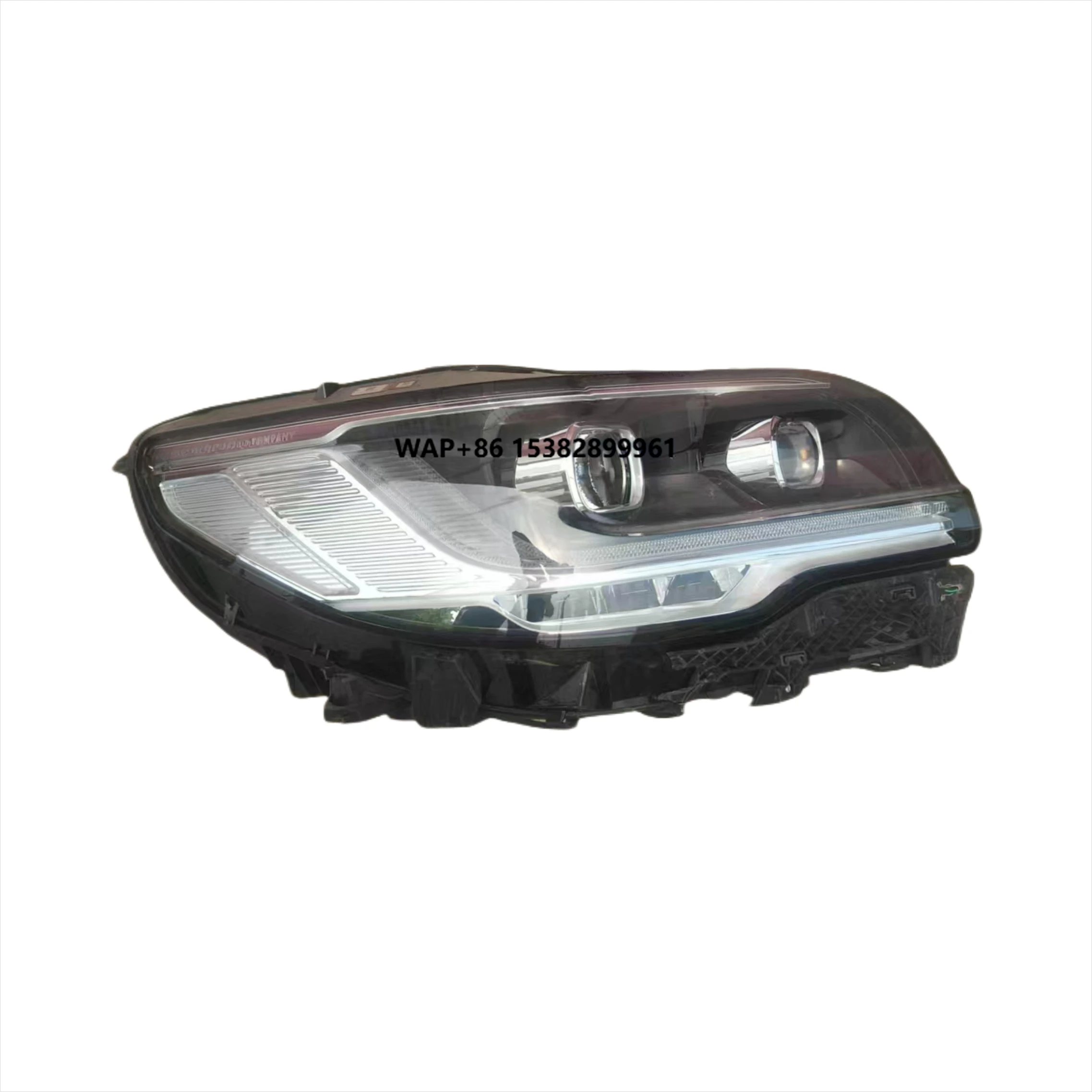 Оригинальная фара в сборе для Lincoln Navigator 2023 года
Оригинальная фара в сборе для Lincoln Navigator 2023 года