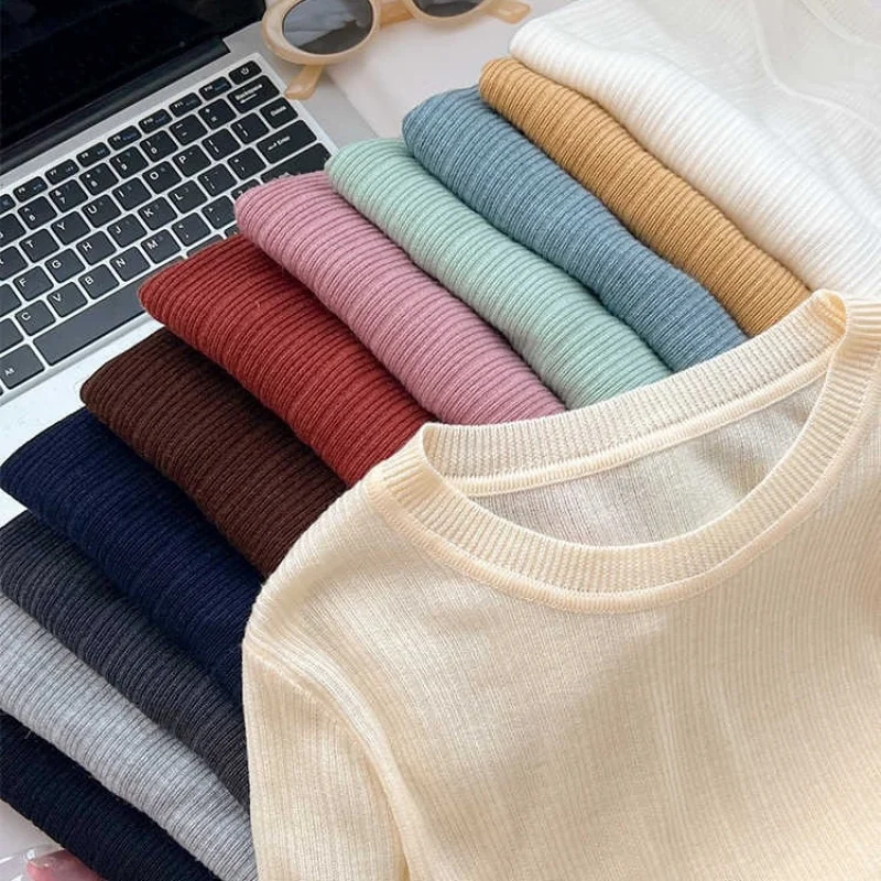 Popular knitted sweater, new base shirt for women, long-sleeved thin top for spring and autumn, high-end slim-fit sweater
Popular knitted sweater, new base shirt for women, long-sleeved thin top for spring and autumn, high-end slim-fit sweater