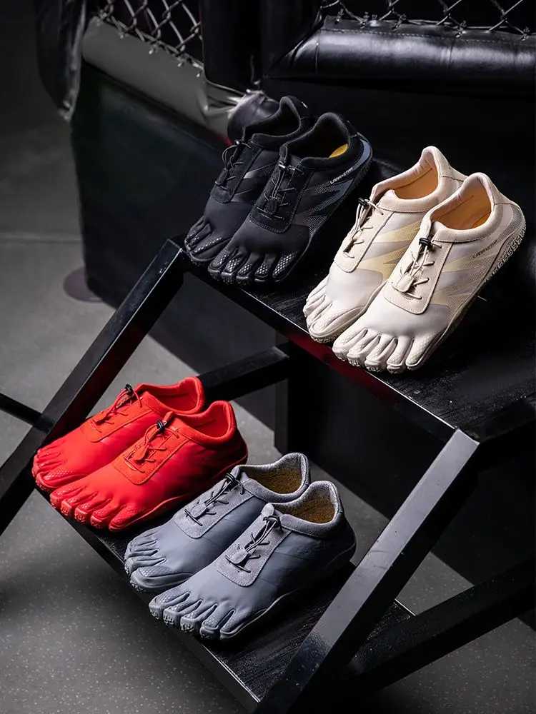 Non-slip hard pull five finger weightlifting shoes Ultralight weightlifting shoes Men's and women's squatting shoes
Non-slip hard pull five finger weightlifting shoes Ultralight weightlifting shoes Men's and women's squatting shoes
