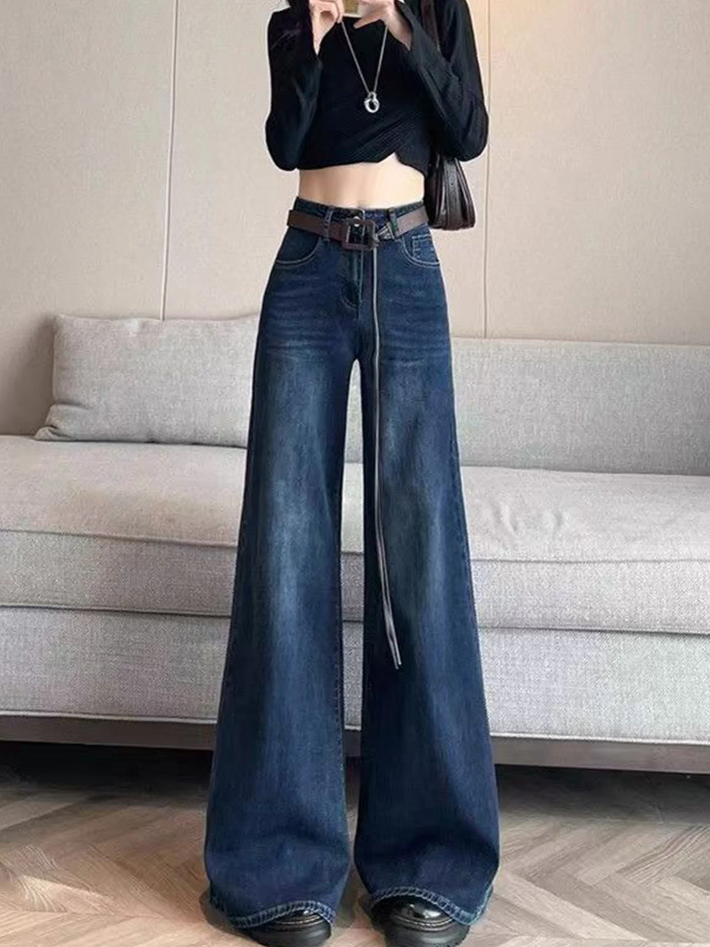 High Waist Wide Leg Denim Jeans Women's Loose Floor-Length Straight Micro Flared Pants Slimming Effect Vintage Deep Blue
High Waist Wide Leg Denim Jeans Women's Loose Floor-Length Straight Micro Flared Pants Slimming Effect Vintage Deep Blue