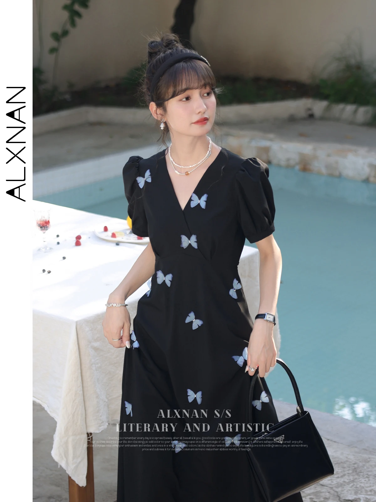 ALXNAN Women's Black Printed V-neck Dress 2024 Summer New Puff Short Sleeve A-line Midi V Neck Female Dresses Clothing LXN305129
ALXNAN Women's Black Printed V-neck Dress 2024 Summer New Puff Short Sleeve A-line Midi V Neck Female Dresses Clothing LXN305129